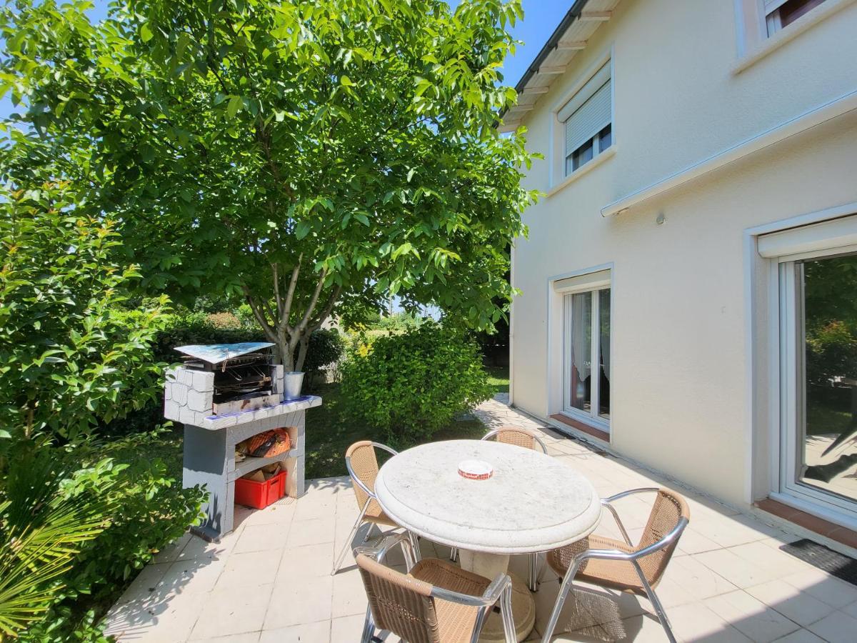 Maison Venitia Aussonne Exterior photo
