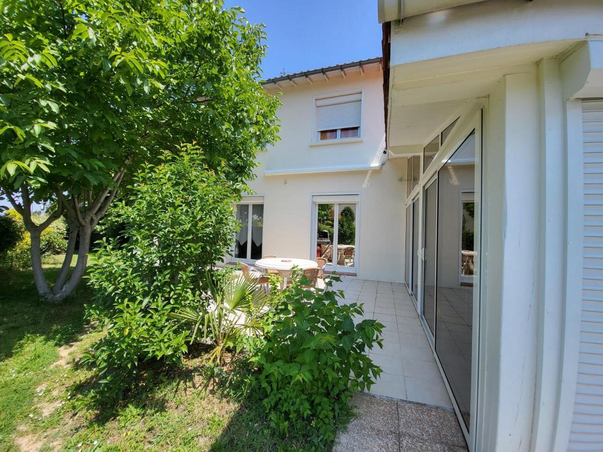 Maison Venitia Aussonne Exterior photo